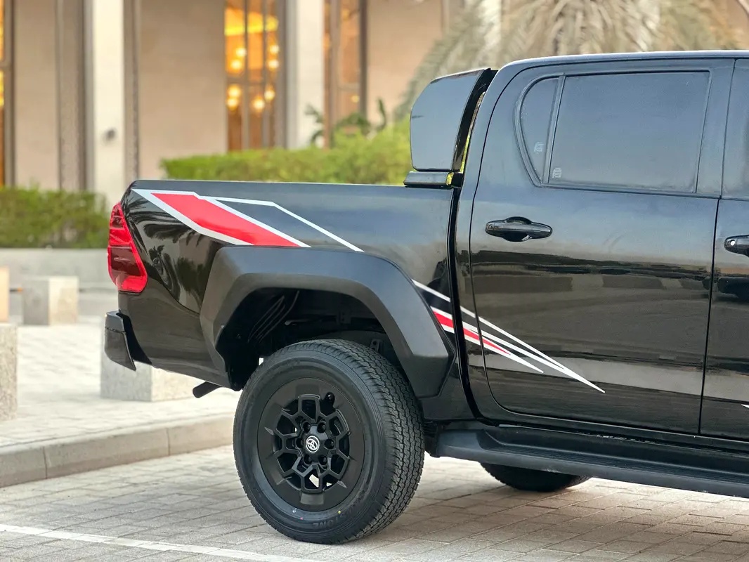 2021 TOYOTA HILUX GR SPORTS 4WD V4 – 2.7L PETROL - Image 10