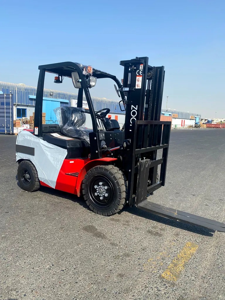 2025 Zoom 3 ton Diesel forklift (Brand New)