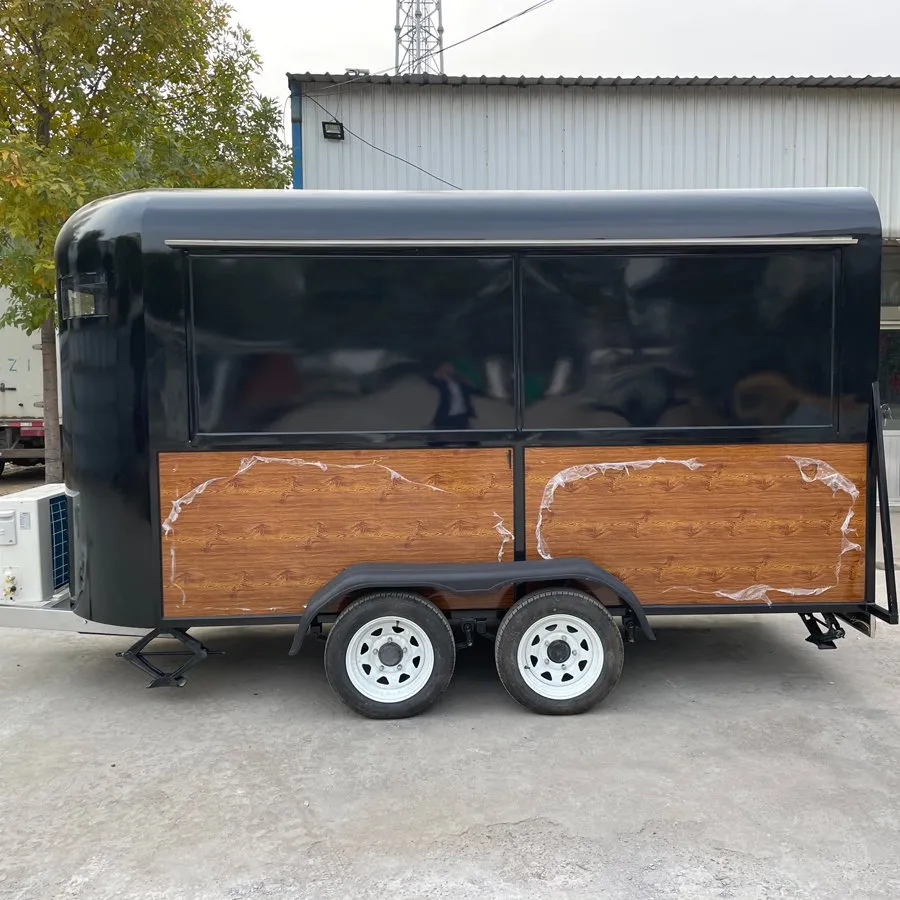 2025 Hot-Selling Mobile Street Kitchen Factory Customized Low Price Catering Fully Equipped Complete Kitchen Freezer Caravan Kiosk Fast Food Truck for Sale - Image 4