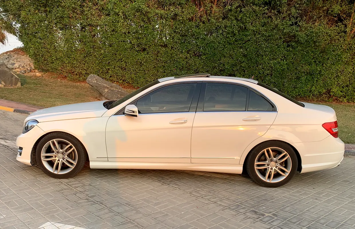 Mercedes-Benz C-Class C250 2013 - Image 10