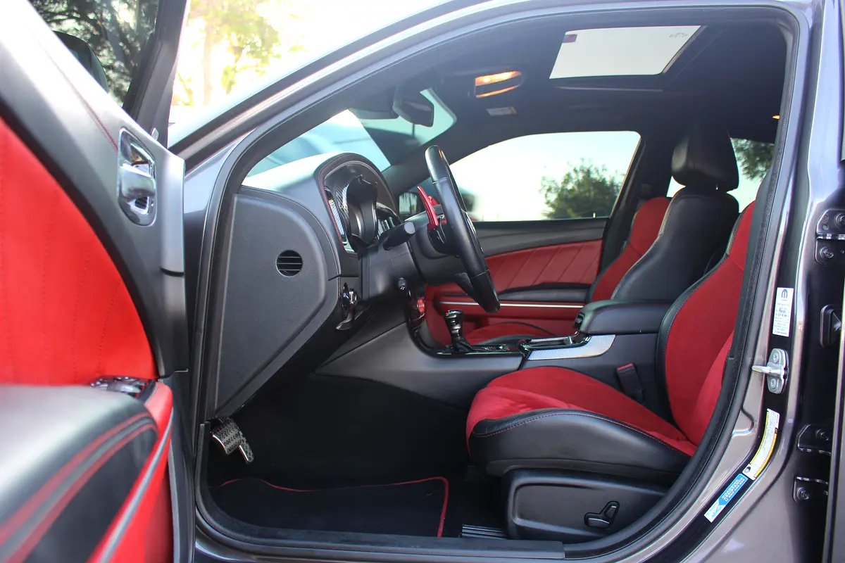 Dodge Charger SRT 392 2021 - Image 10