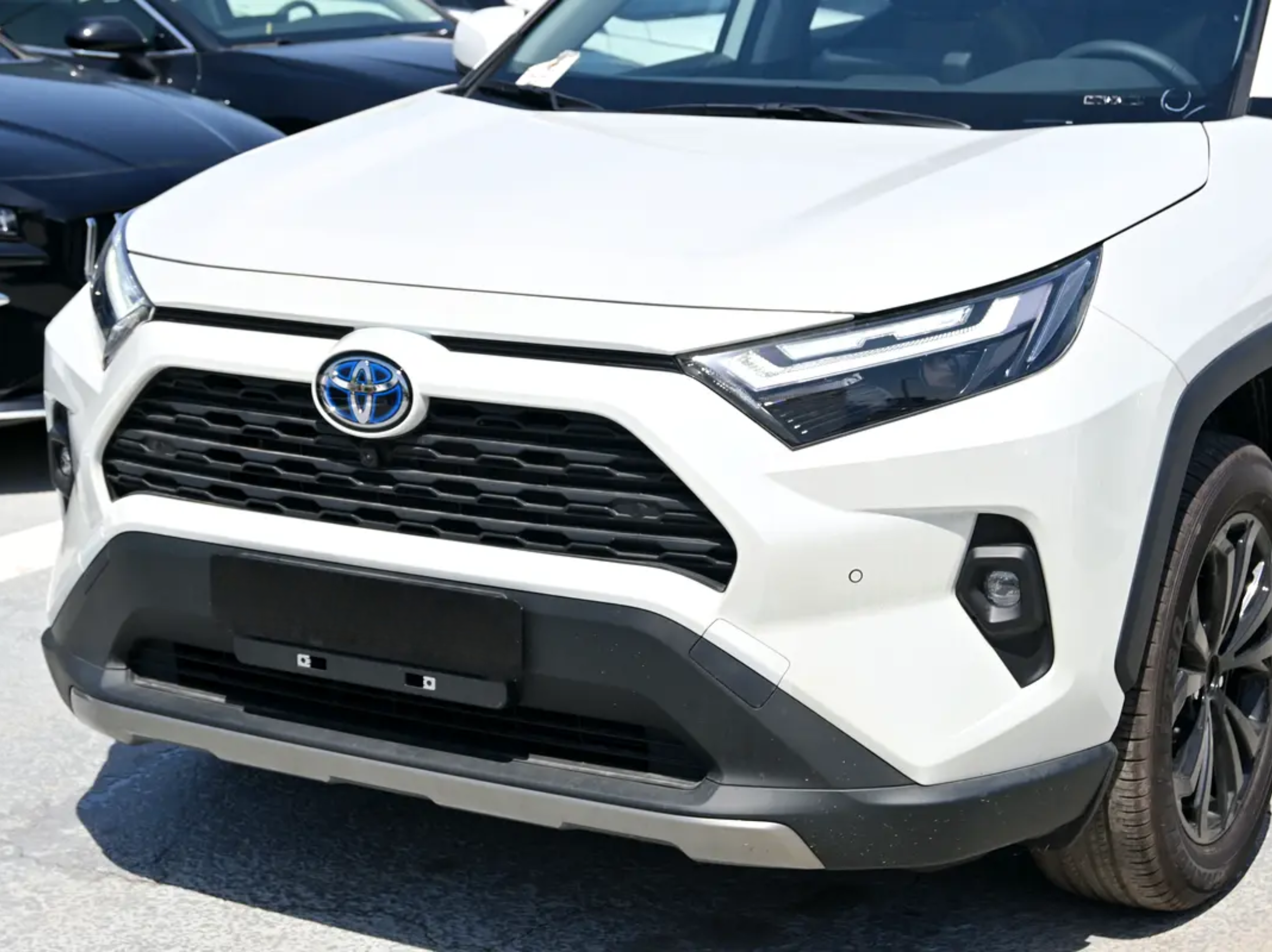Toyota RAV4 2.5L Hybrid, AWD, CUV 5Doors, Model 2025 - Image 5