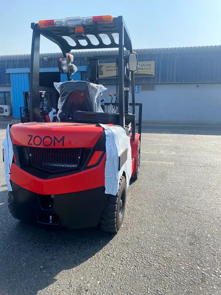 2025 Zoom 3 ton Diesel forklift (Brand New) - Image 7