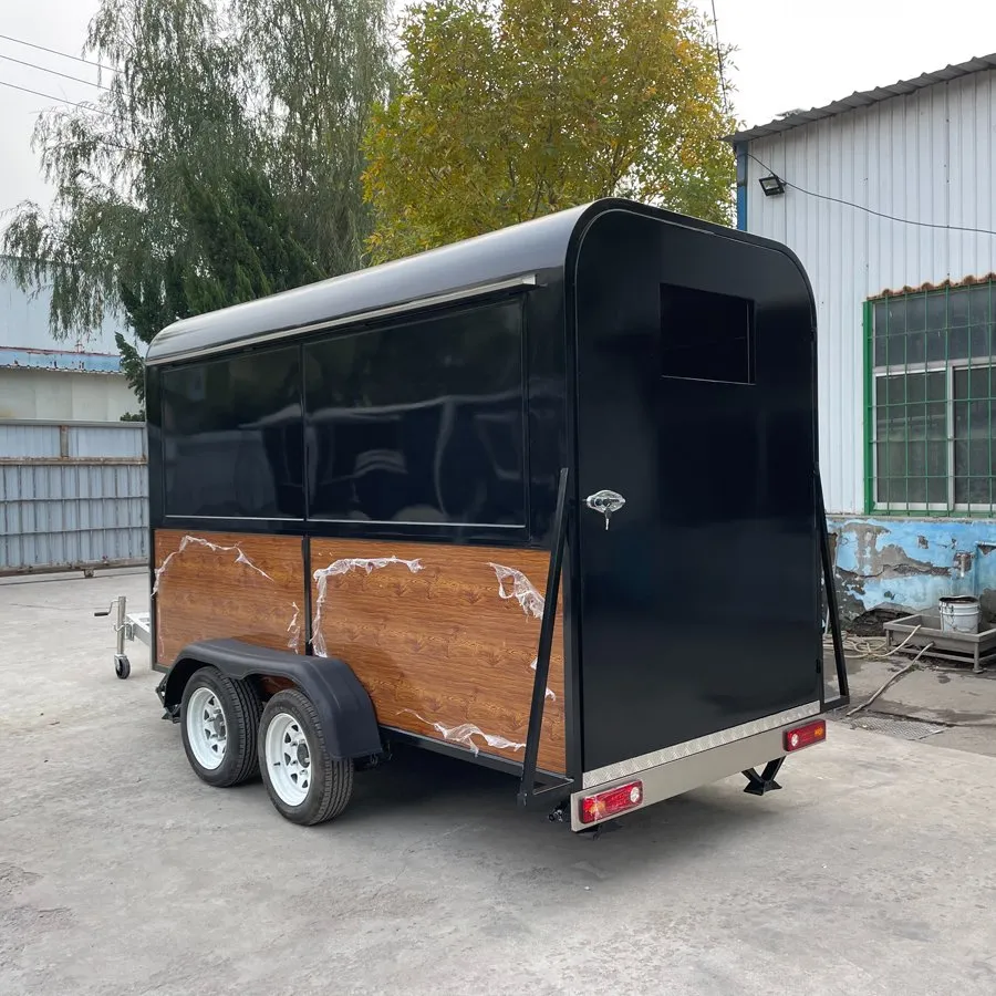 2025 Hot-Selling Mobile Street Kitchen Factory Customized Low Price Catering Fully Equipped Complete Kitchen Freezer Caravan Kiosk Fast Food Truck for Sale - Image 5