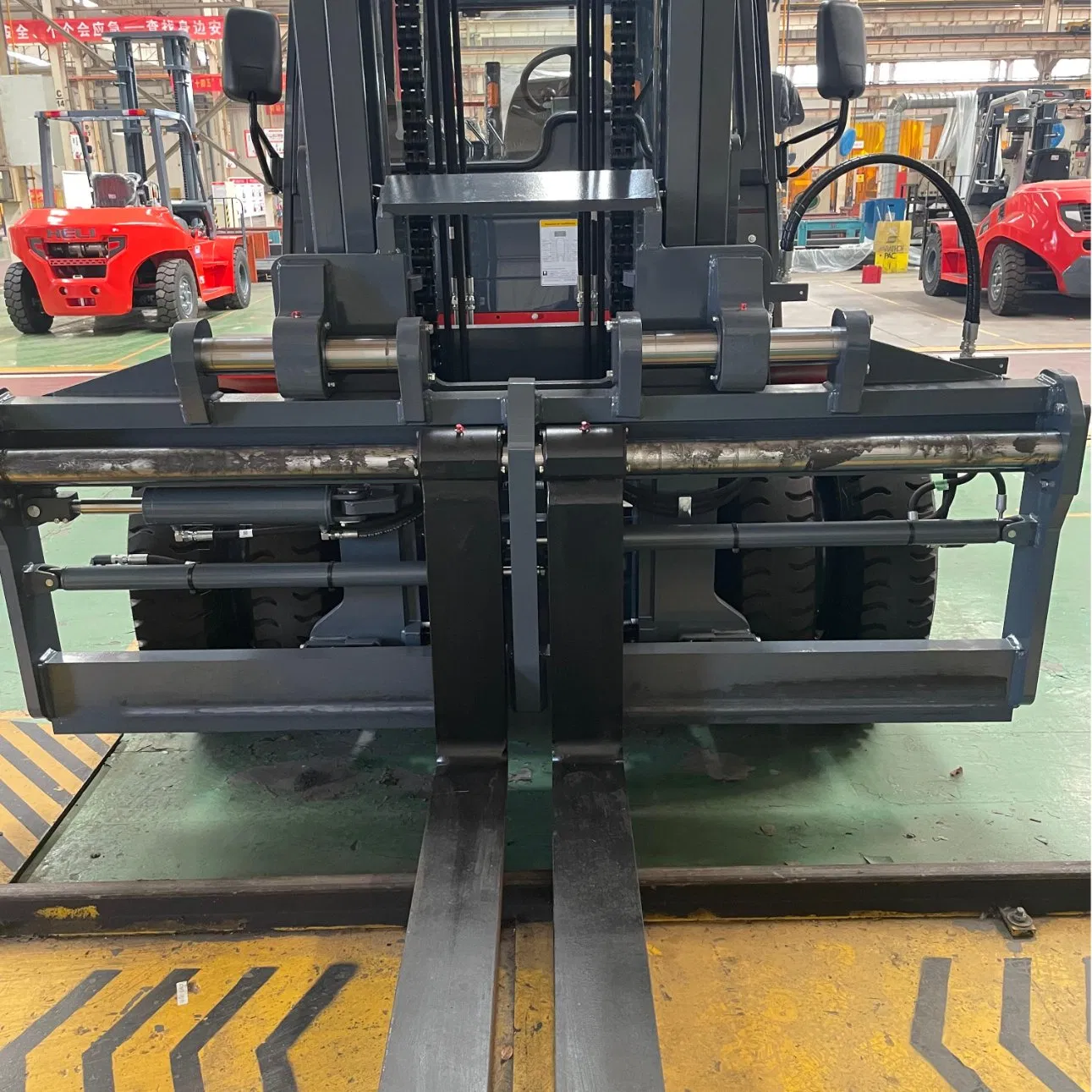 Multi Directional 10ton Diesel Electric Battery Forklift Truck Industrial Construction Lifting Equipment - Image 4