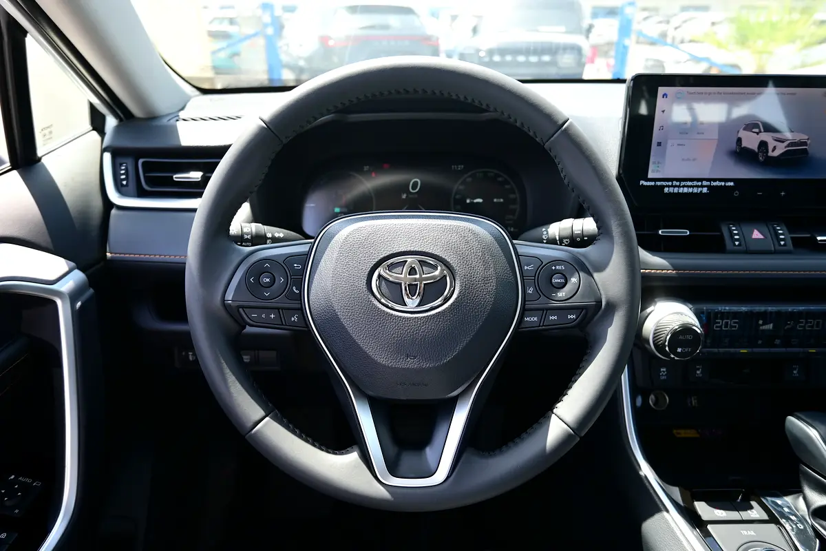 Toyota RAV4 2.5L Hybrid, AWD, CUV 5Doors, Model 2025 - Image 16