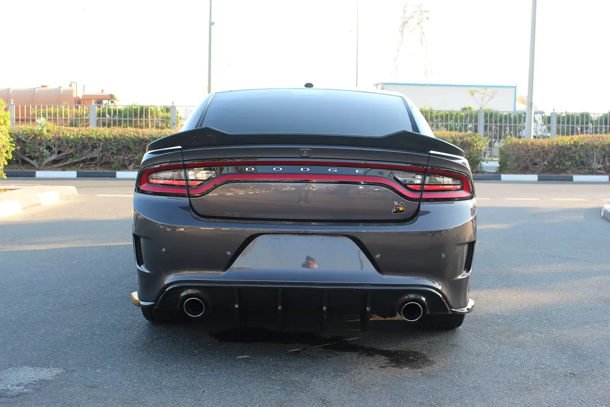 Dodge Charger SRT 392 2021 - Image 9