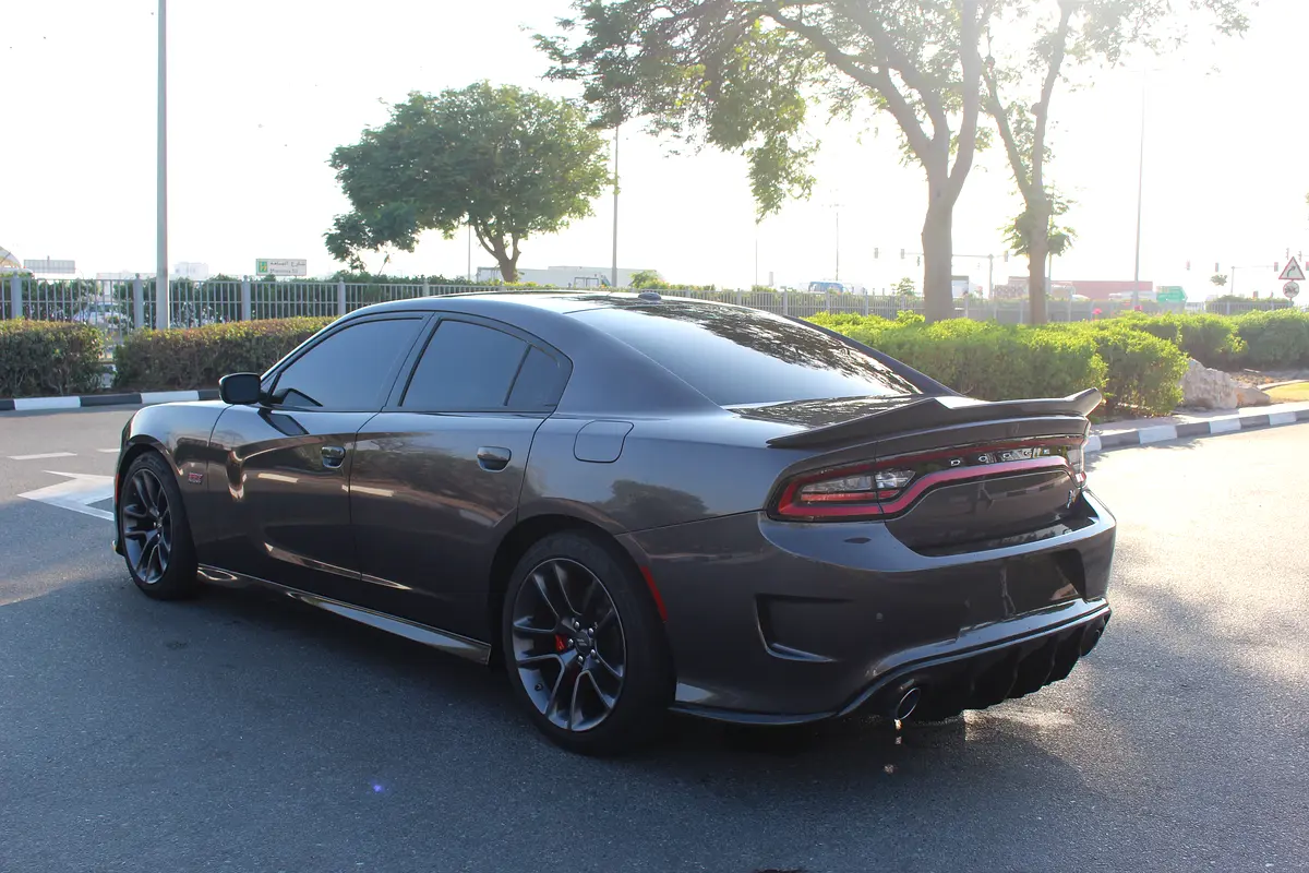 Dodge Charger SRT 392 2021 - Image 6