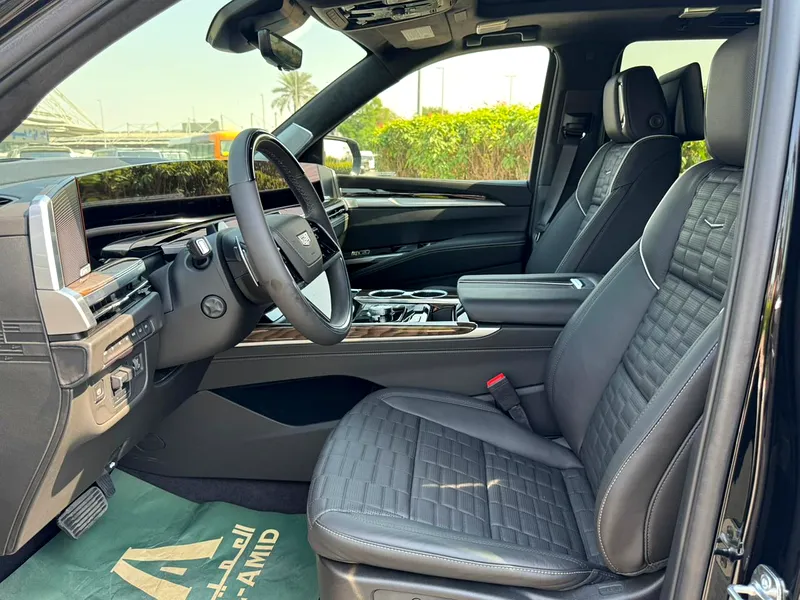 Cadillac Escalade Platinum Sport 4WD Full – 2025 - Image 10