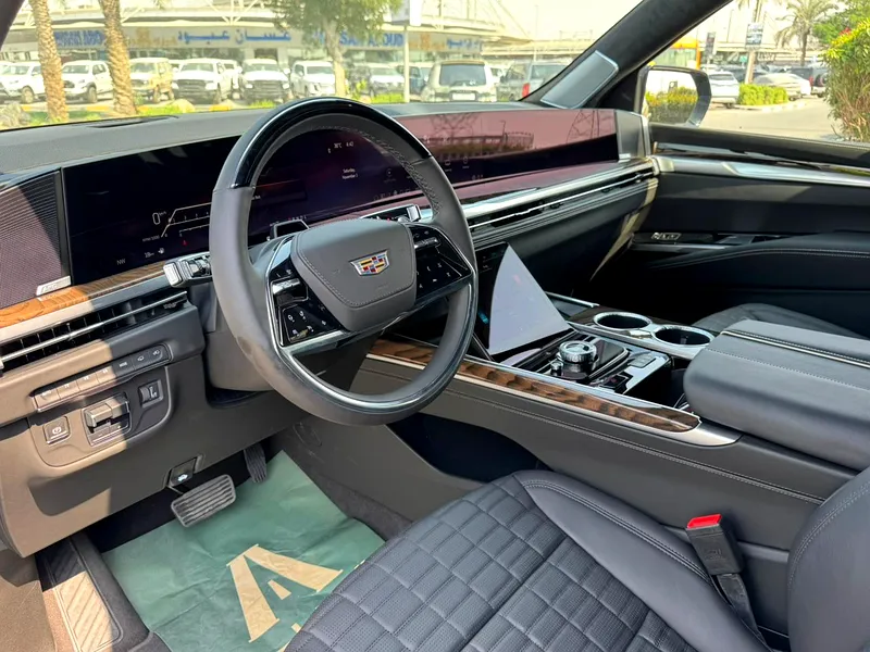 Cadillac Escalade Platinum Sport 4WD Full – 2025 - Image 9