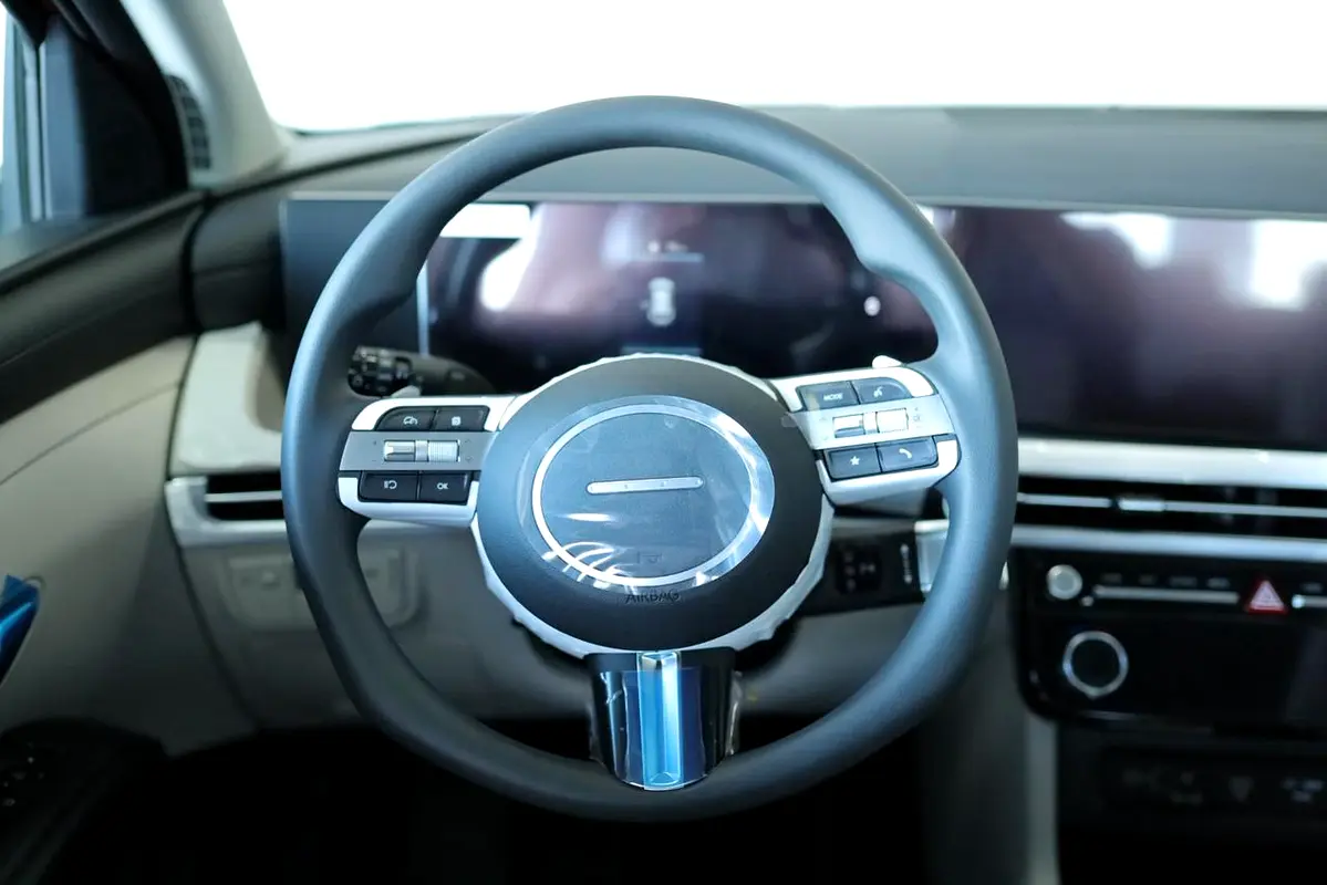 Hyundai Tucson GLS Plus 2025 | GCC | Panoramic Roof - Image 8