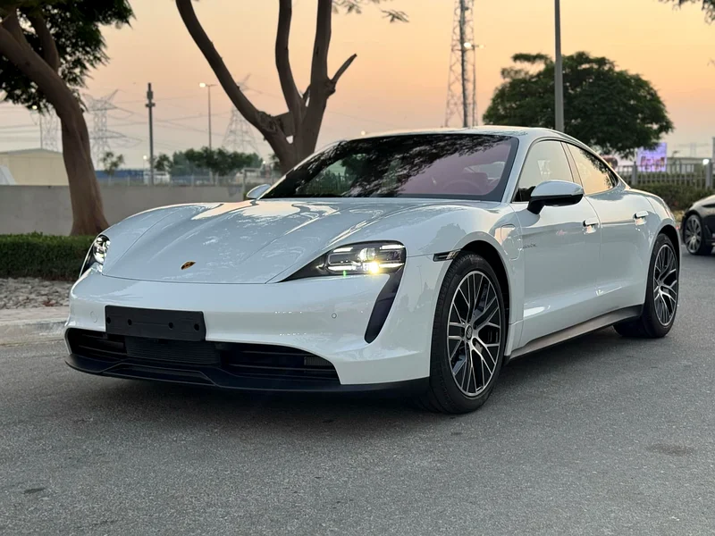 2023 Porsche Taycan Standard GCC SPEC WC - Image 2