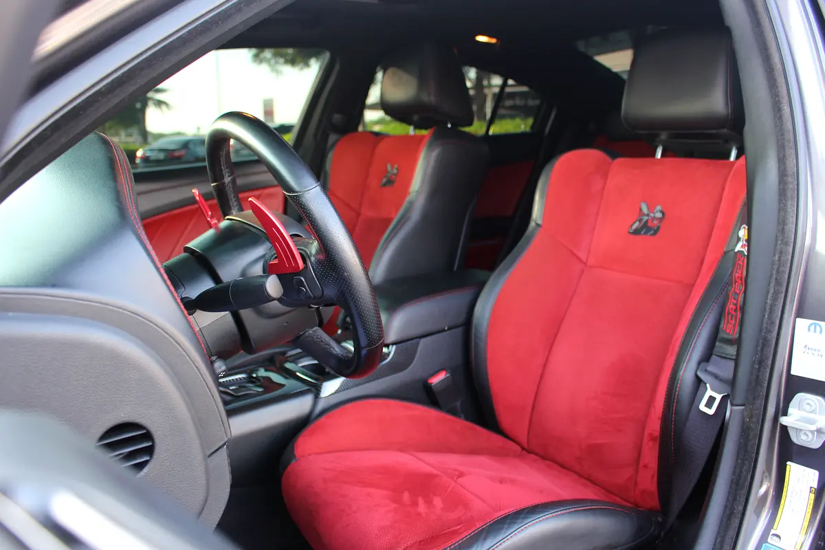 Dodge Charger SRT 392 2021 - Image 8