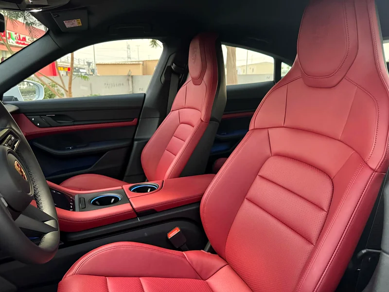 2023 Porsche Taycan Standard GCC SPEC WC - Image 10