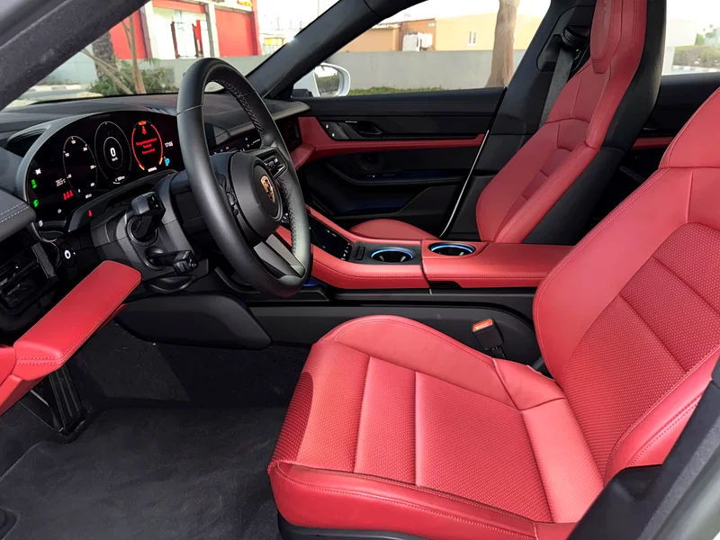 2023 Porsche Taycan Standard GCC SPEC WC - Image 7