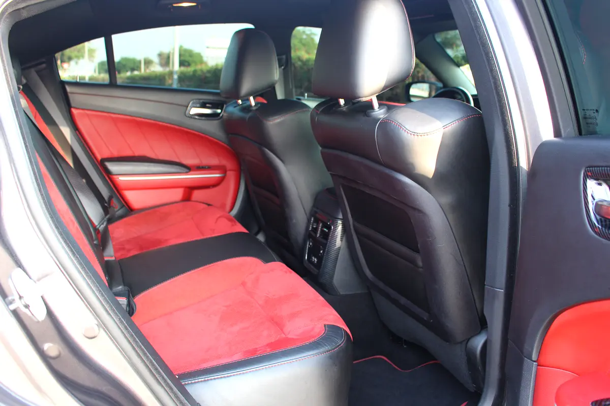 Dodge Charger SRT 392 2021 - Image 5