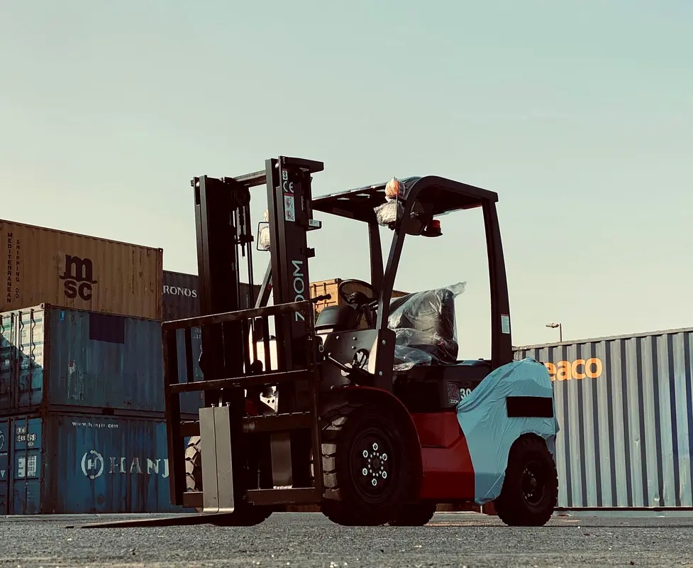 2025 Zoom 3 ton Diesel forklift (Brand New) - Image 3