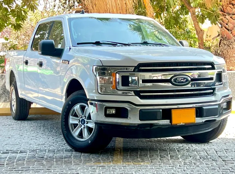 Ford F-Series Pickup XL 2024 - Image 2