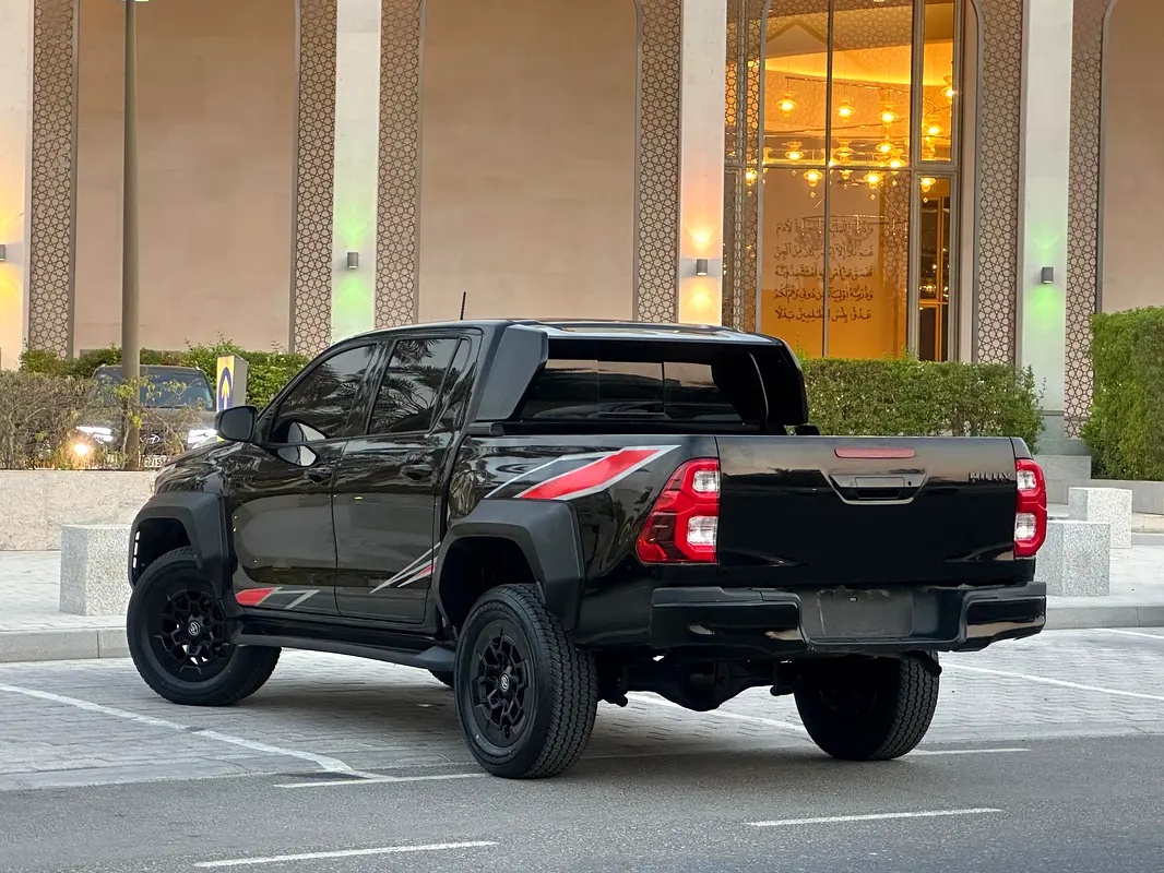 2021 TOYOTA HILUX GR SPORTS 4WD V4 – 2.7L PETROL - Image 2