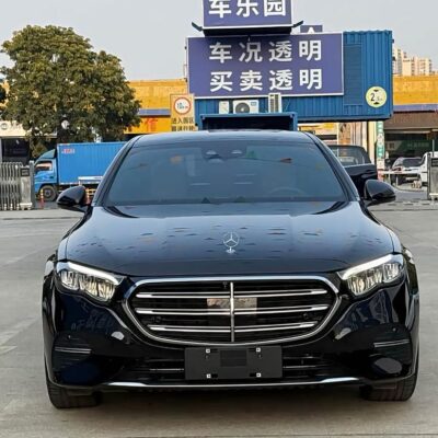 Mercedes Benz C300 2025