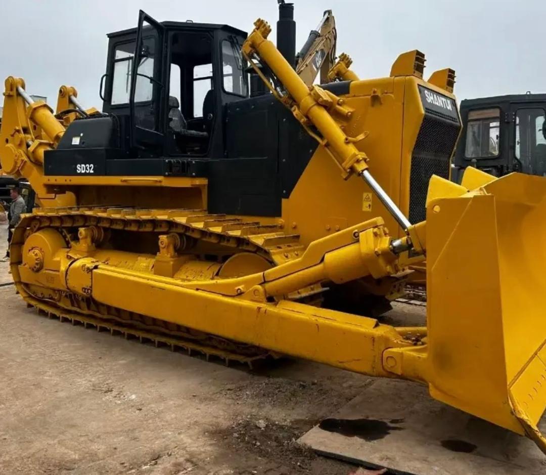 Durable Second-hand SHANTUI SD32 Bulldozer Construction Equipment Supplier - Image 8